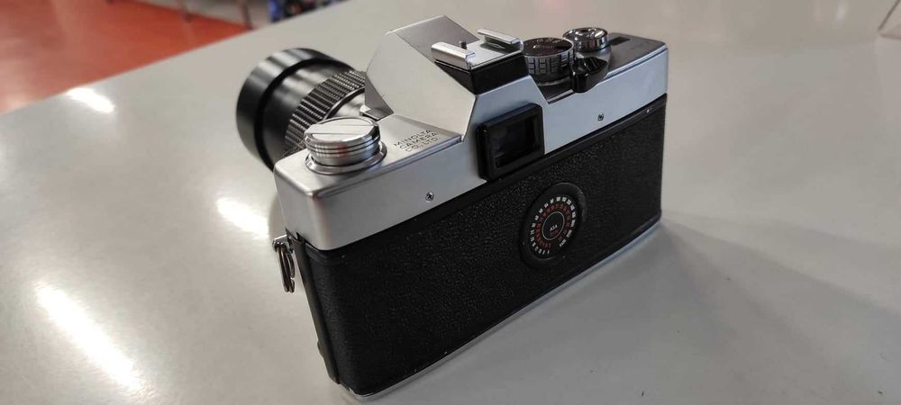 Фотоапарат Minolta SRT 100 - Германия