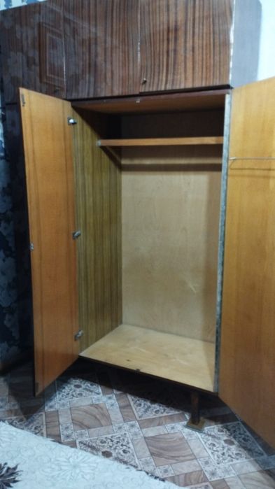 Шифоньер отдам даром