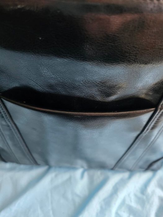 дамска бизнес кожена чанта с отделение за лаптоп S-Zone