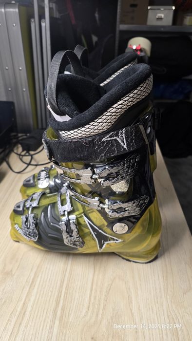 Clapari schi 28-28.5 Atomic