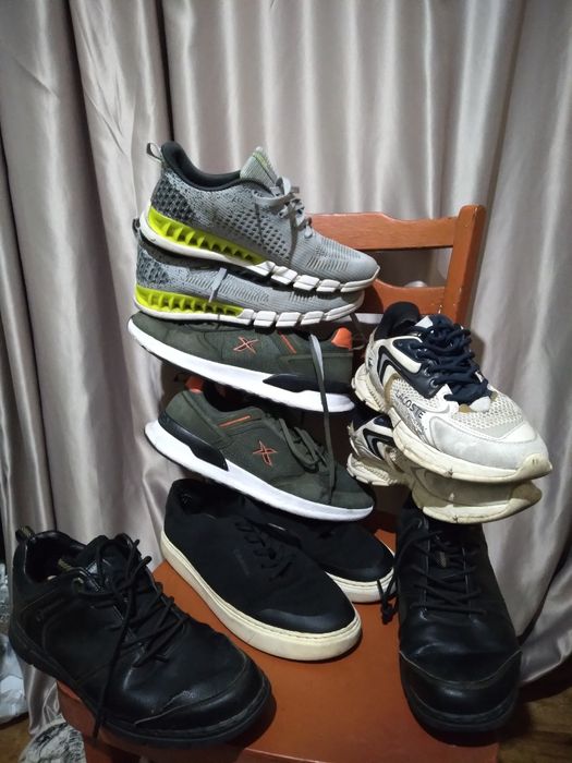 Продам кроссовки и обувь  мужские недорого