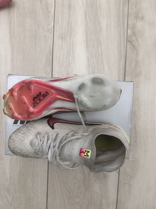 Ghete de fotbal nike acc