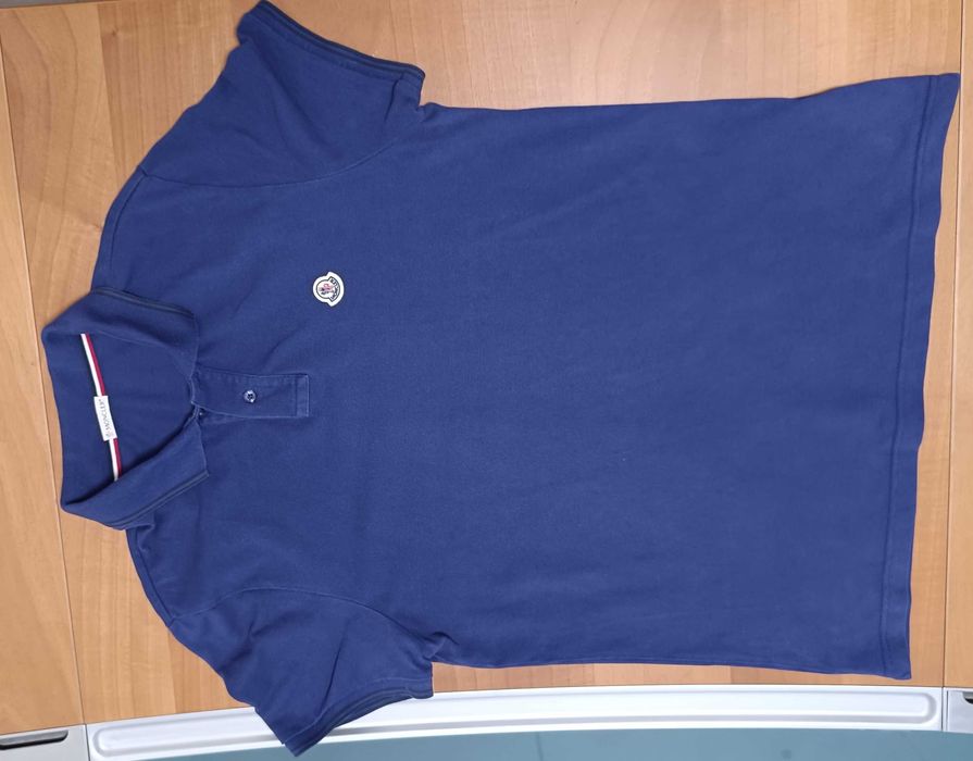 Moncler-Много Запазена