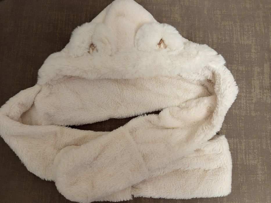 Продам шапки детские