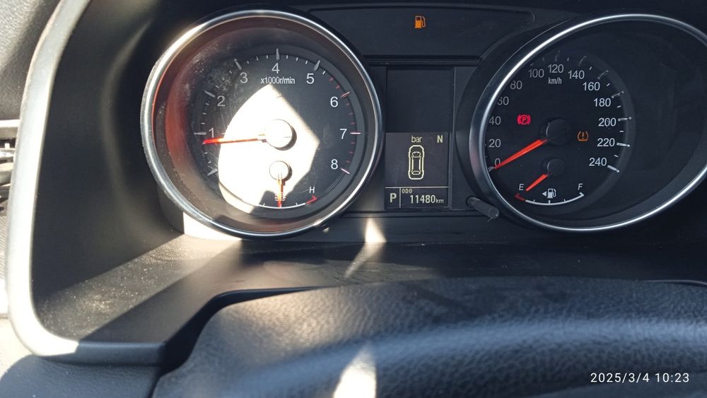 Haval m6 2024 yili yurgani 11800km 65 talik pirapan balon quyilgan