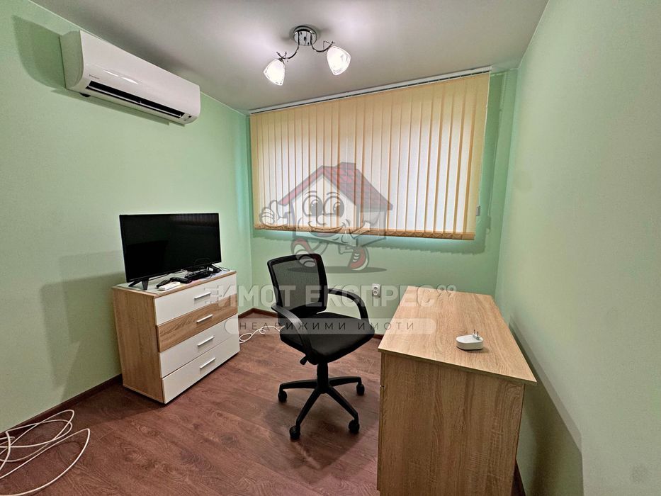 Дава се под наем Тристаен апартамент в Асеновград - 80 кв.м за 398.82 € - Снимка #9
