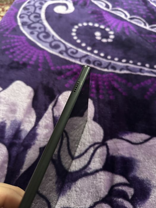 Vând tableta Amazon fire 10HD