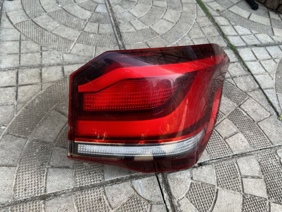 Десен стоп за Bmw X1 F48 LCI / Бмв Х1 Ф48 ЛЦИ