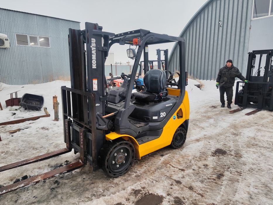 Продам вилочный погрузчик. Кара