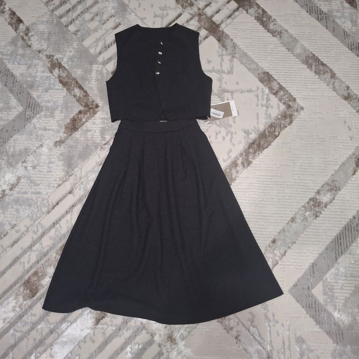 Продам тройку новую