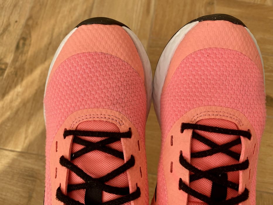 Nike Revolution 5 m36