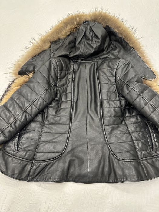 Кожено яке с естествен косъм от лисица