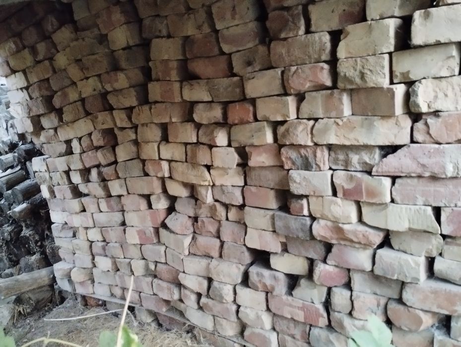 Продам  красные кирпичи