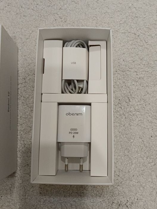 Продавам Xiaomi Redmi 10, 128GB, 4GB RAM