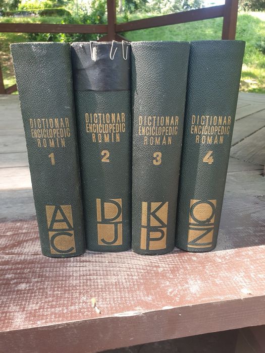 Volumul 1.2.3.4 în stare buns