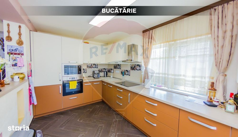 DE VANZARE vila de lux in Tautii de Sus