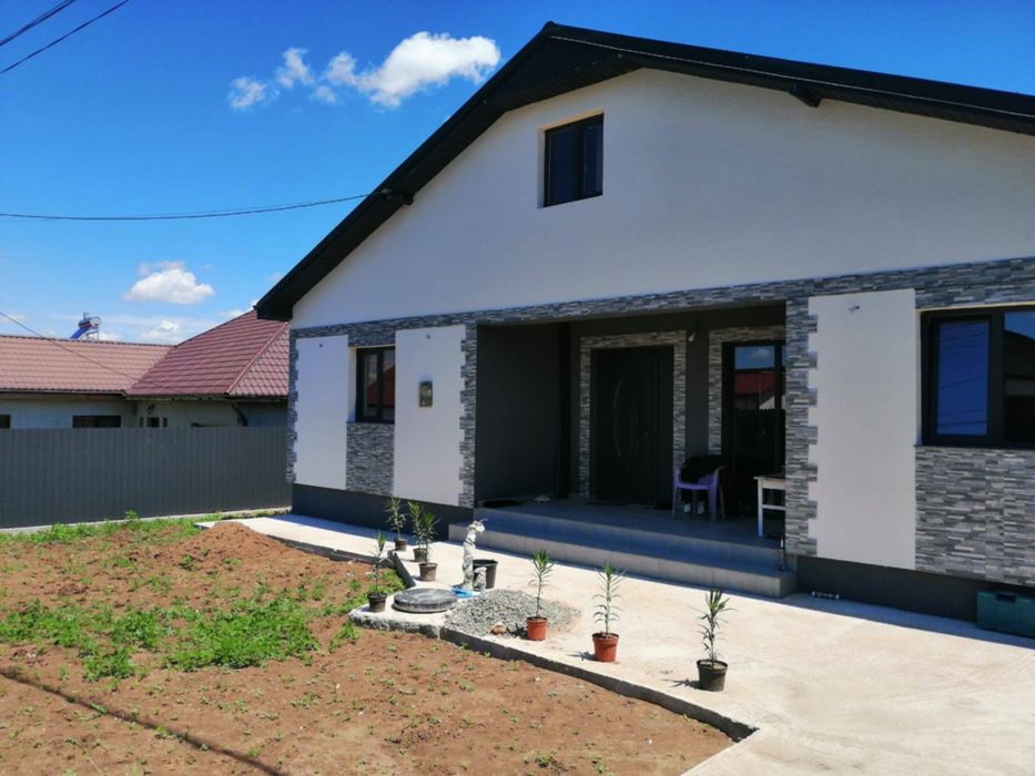 Casă de vânzare în Valu lui Traian