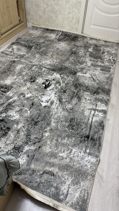 Ковер новый 200*300