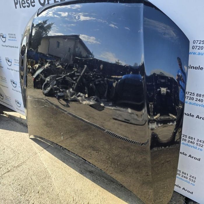 Capota motor cu defect Audi A4 facelift B8.5