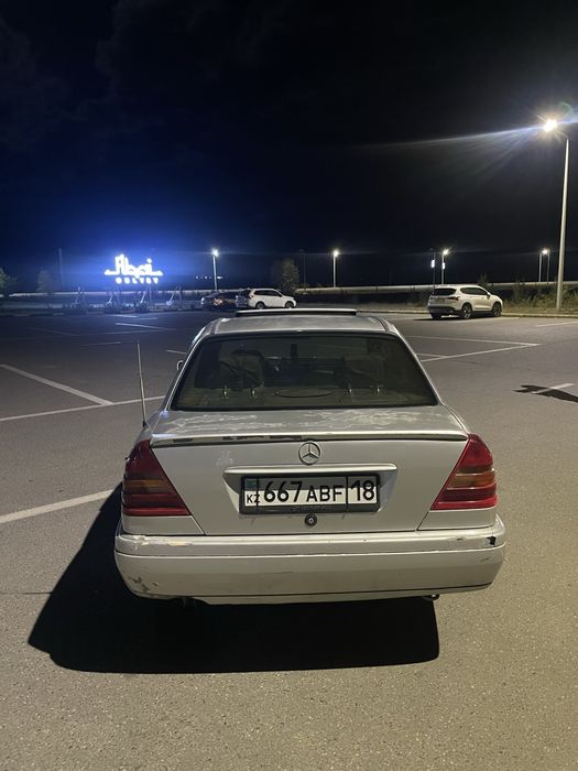 Mercedes c180 w202
