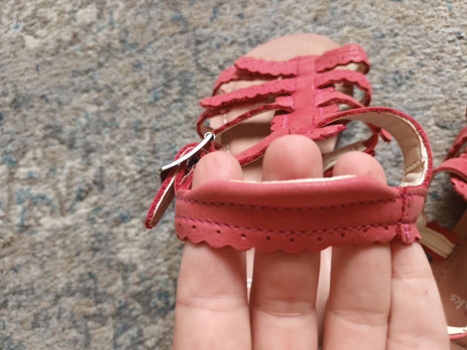 Кожени сандали Clarks, 31 номер