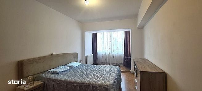 Închiriez apartament 2camere, balcon