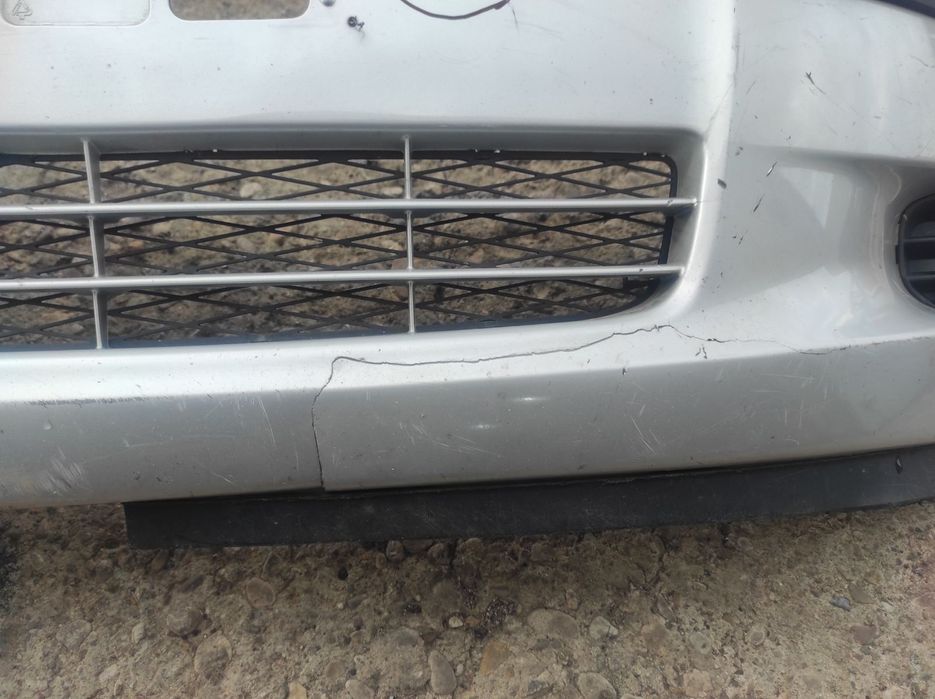 Предна броня за Toyota Yaris 05-09г. Тойота Ярис