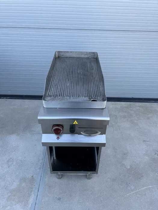 Gratar gaz linia 700 striat - Italia - 8 KW - termostat - suport inox