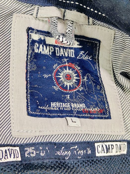 Geacă Camp David.