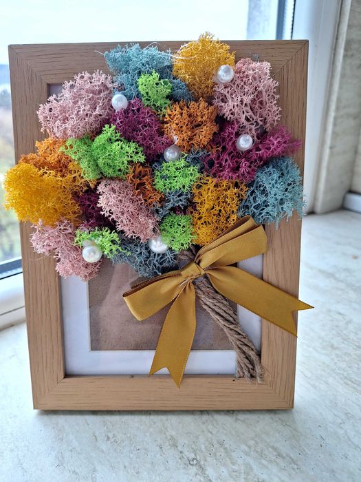 Изработка на картини / подаръчета за повод  от скандинавски мъх