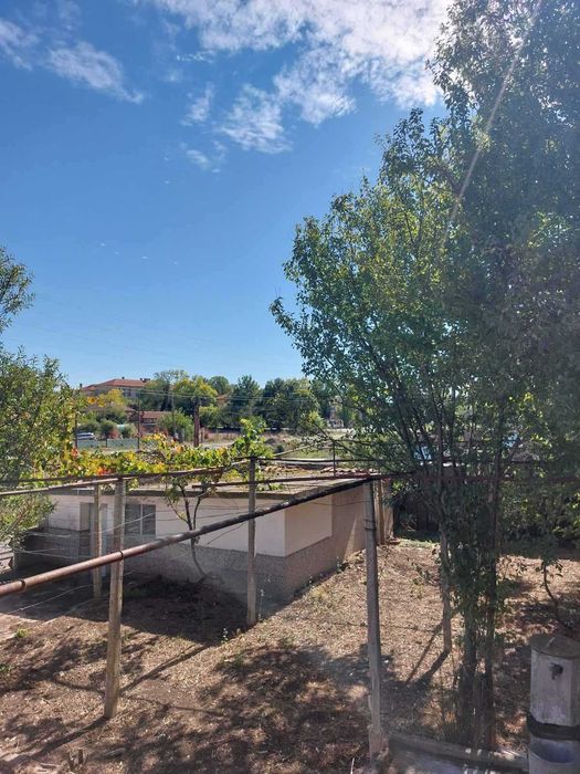 Продава се Къща в с. Маломир, Област Ямбол - 90000 кв.м за 1 €/кв.м - Снимка #3