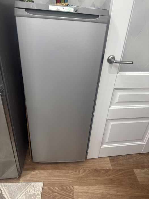 Морозильник Бирюса