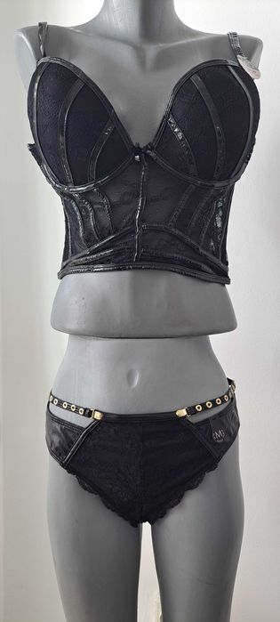 Нов дантелен комплект