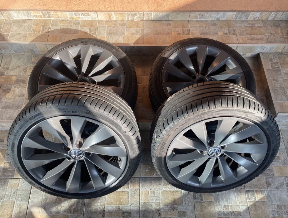 Jante R18 originale Vw Anvelope 235/40 Vara