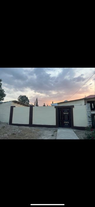 Xovli sotiladi, Chashma tarafda Ravshan Mirzayev Klinika bn bir devor