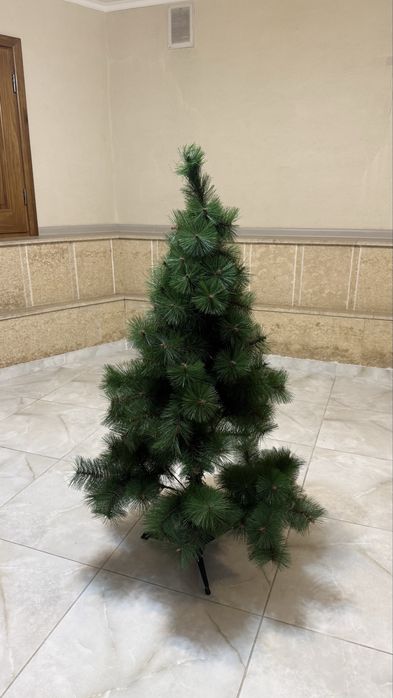 Елка искуственная