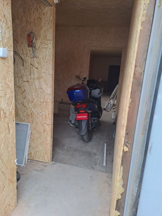 Продам контейнер 40 тонник морской.