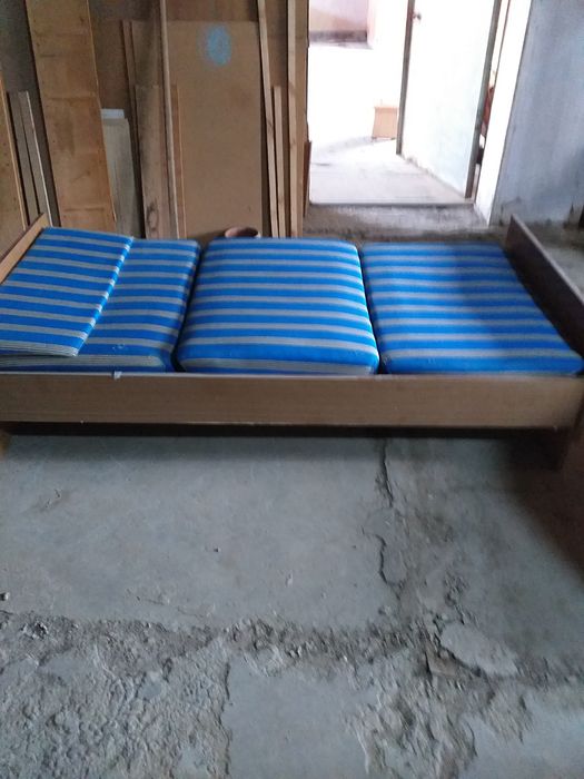 Кровать односпальная