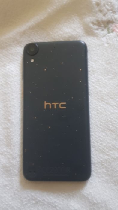 прадайотся телефон HTC