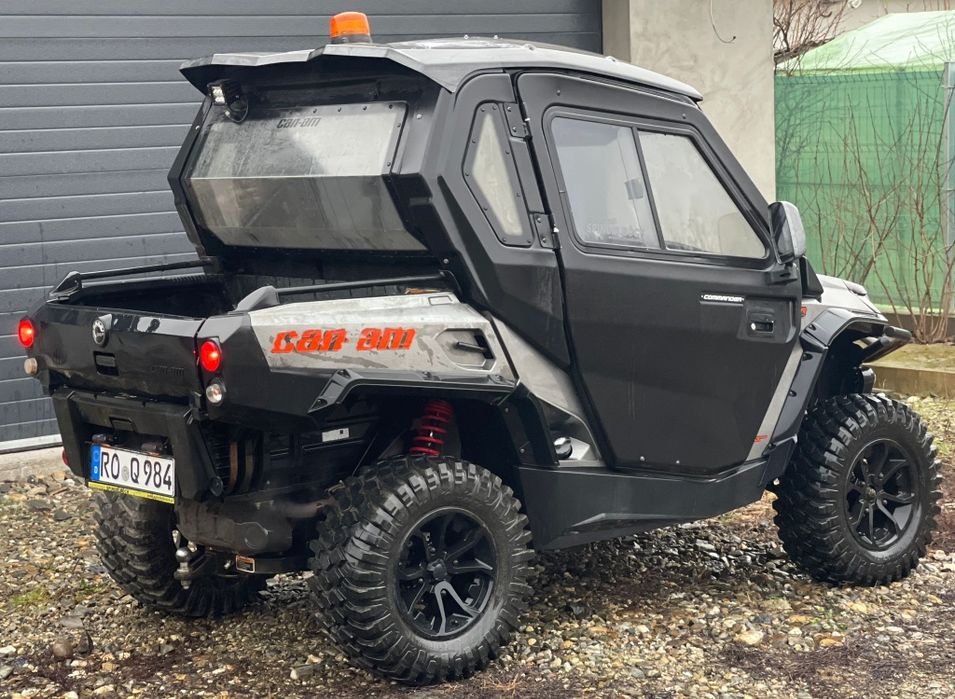 Utv/Buggy/Atv Can Am Commander 1000R XT 4x4 EFI 2015 Recent adus !