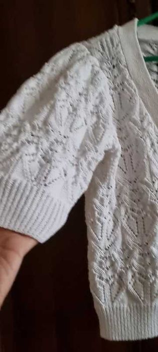 Cardigan superb cu nasturi aurii