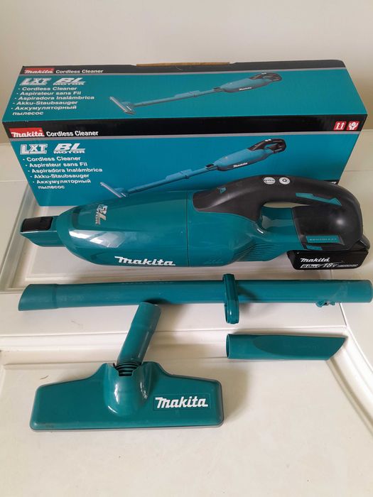 Aspirator Makita DCL281FZ