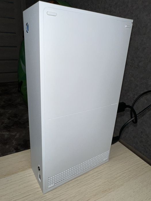 Приставка XBOX SERIES S + 2 геймпада