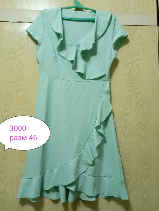 Продам платья в отличном состояние