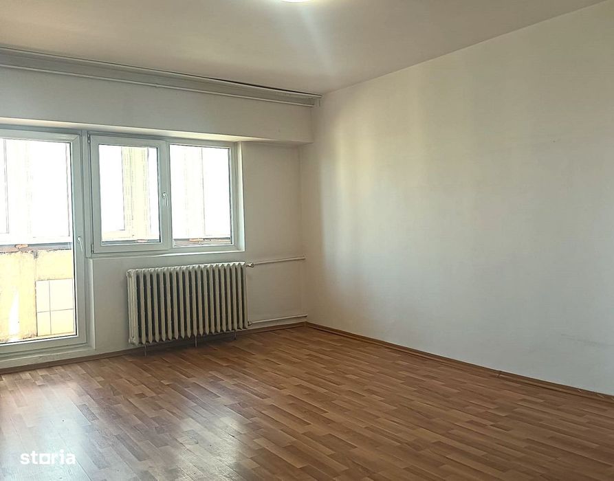 Garsonieră decomandată, 40 mp Decebal–Piața Muncii 2 minute de metrou