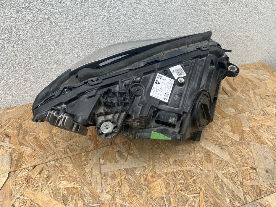 Far stanga Mercedes C Class W205 Full LED Multibeam Facelift Original