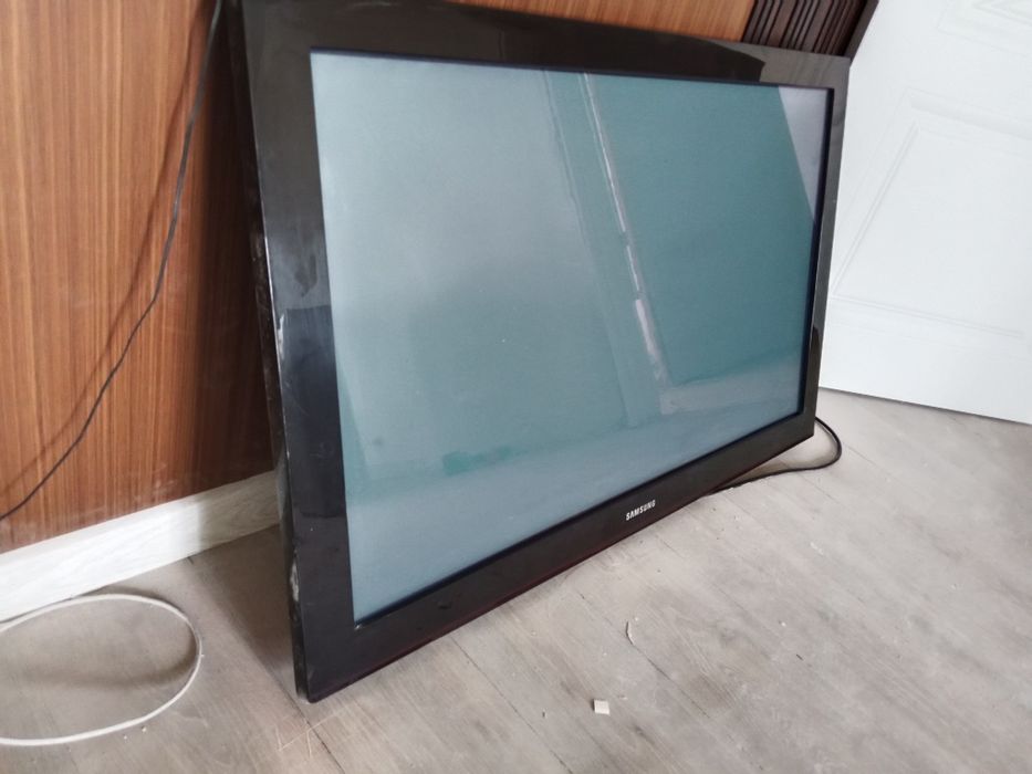 Телевизор Samsung