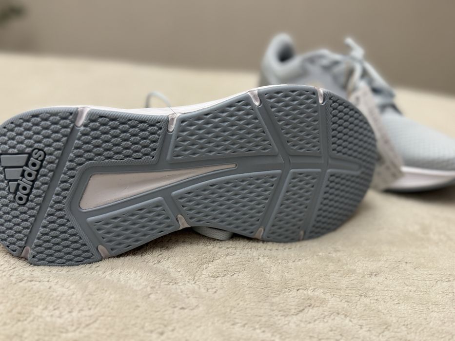 Adidas красовки новый оригинал