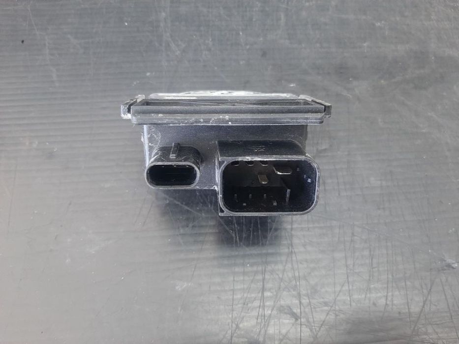 releu bujii 2.0 d b47d20a  bmw serie 3 f30 f31  bmw seria  5 f11 0281003115