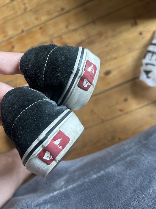 Обувки vans 40 номер